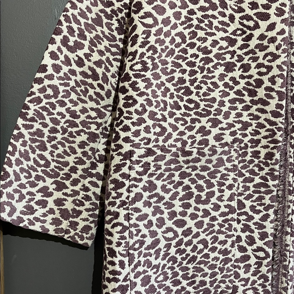 Siggi Clothing Ingrid Leopard Print Labcoat Jacket - Picture 7 of 11